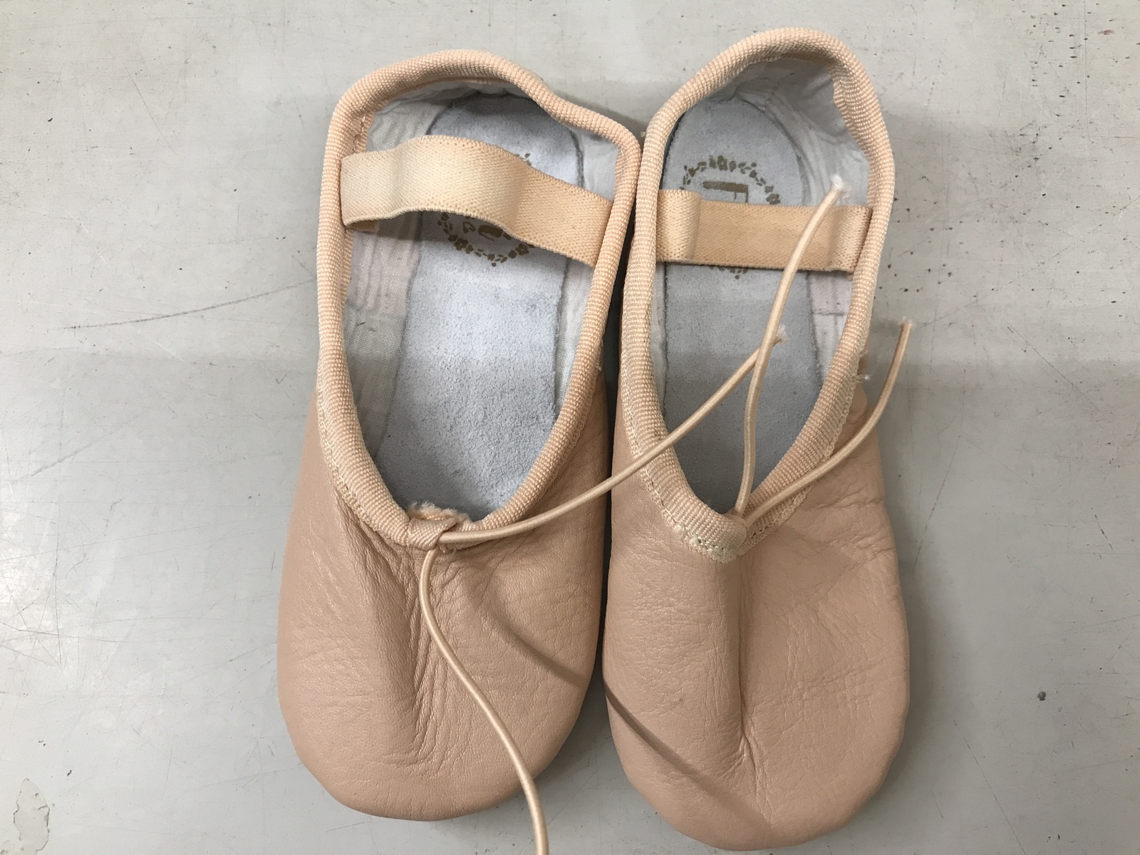 Fifi Olivia full sole ballet shoe child 10.5 clearance item